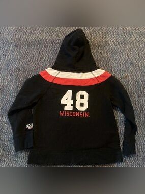 Women’s XL #48 Wisconsin Badgers Bucky College Classics Hooded Hoodie Sweatshirt